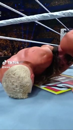Cody Rhodes vs Seth Rollins: WWE Crown Jewel Showdown