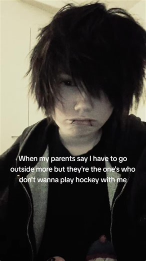 LIKE YES I WOULD GO OUTSIDE I WOULD LOVE TO GO OUTSIDE I LOVE HOCKEY BUT YOU'RE THE ONES WHO DON'T HAVE THE ENERGY TO COME PLAY WITH ME😭😭😭 #athletic #hockey #icehockey #winter #sports