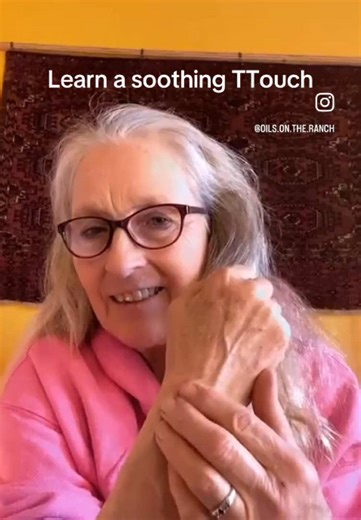 Learn a simple TTouch to communicate with your cells and help them adjust quickly! #ttouch #communication #cells