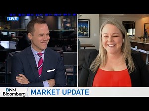 Meowing cat interrupts business reporter's update: 'It's show time'