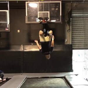 Trick Shot! 🤗😂🥳🏀🏀 BOUNCEinc Spieth Gymnastics GmbH | My_gym_dad