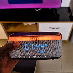 🚩Enceinte 🔊 Bluetooth connecté intelligente Multi-fonctions et multi-usages: Jouer la musique🎵- Horloge🕑, Réveil intégré - Veilleuse lumineuse🔆 - Charge🔌 sans fil ... 🏷 12.950 Fcfa 👌🏽Quality Garantie 💯 ☎️ 225 0767470093 | Jiko