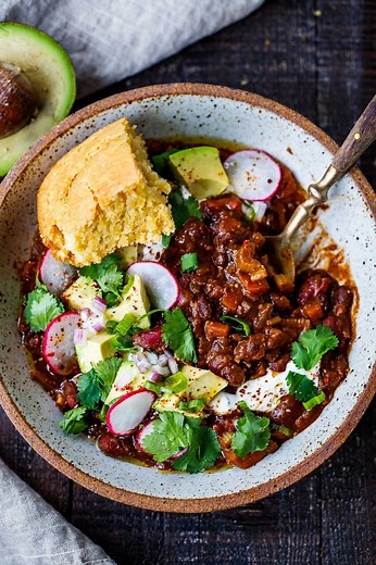 Mind-Blowing Vegan Bean Chili