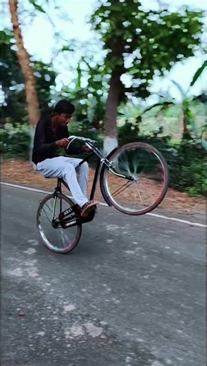 cycle wheeli stunt video #trendingshorts #stunt #viralvideo
