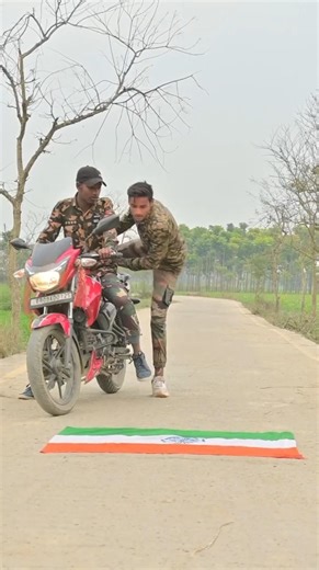 तिरंगा 🇮🇳🙏Respect Indian ArmyFlag #shorts #video #viral #emotional #sandeep #bgs #army #love #like