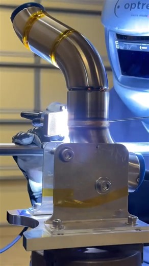 Flex-Loc trailing shield purge plugs. Front protected, backside flooded... that's a pro move. @archerfabrications showing how it’s done. Only on #FlexLocFriday #ckworldwide #TIGwelding #FlexLoc | CK Worldwide, Inc.