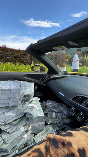 ‏Thank yoi guys 🇺🇸💸❤️