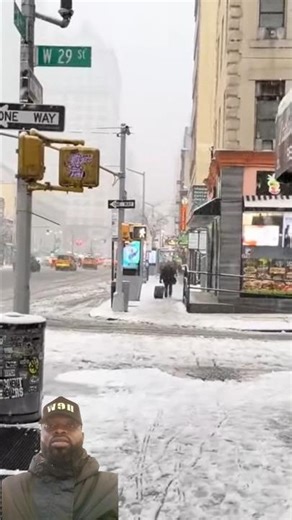 NYC SNOW WALK IN MANHATTAN SNOWFALL ❄️🌫 4K VIDEO TOUR