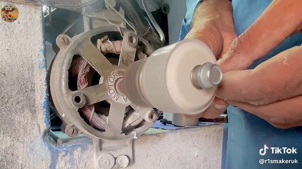 Making tayer truck #foryou #viral_video #r1smaker #massey4x4 #trendingsong