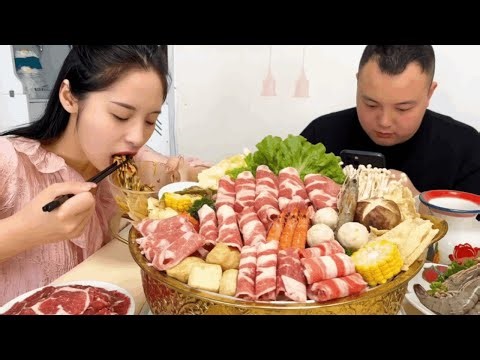 Husband playing with phone? No food for you!