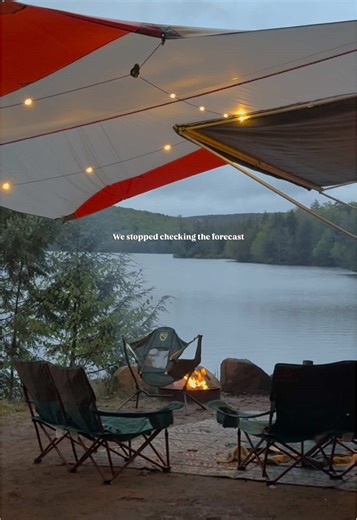 We stopped checking the forecast. We started planning for it. Here’s how: • Big tarp coverage • Everything in bins • Dry clothes packed separate • Easy one pan meals • Lights for early dark nights Rain doesn’t ruin trips. Bad systems do. family camping | rainy camping | camping with kids