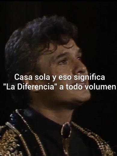 La Diferencia de Juan Gabriel: Un Amor Sin Condiciones