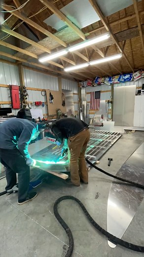 1.9M views · 8.2K reactions | Fabrication has begun on Flat Bottom 1552 hull 1! Stringers and frames are laser cut and CNC formed to fit together the same every time. Give us a follow to keep up with the progress on this boat! #mudboat #customboats #boatbuilding #aluminumboats #boatbuilder #duckboatbuilding #pinnacleboatco #duckhuntinggear #duckboats #mudmotor #duckboat #duckhuntinglife #metalworking #aluminumboatbuilding | Pinnacle Boat Company | Facebook