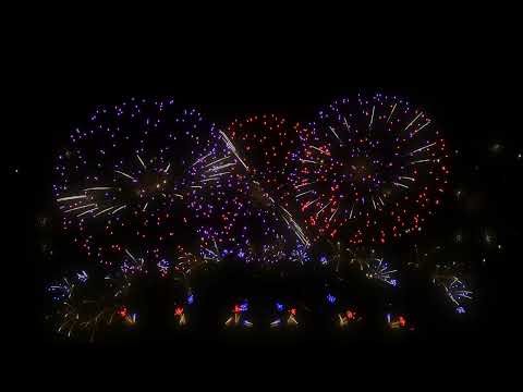 (4K) Avicii “Levels” Synchronized Fireworks Show