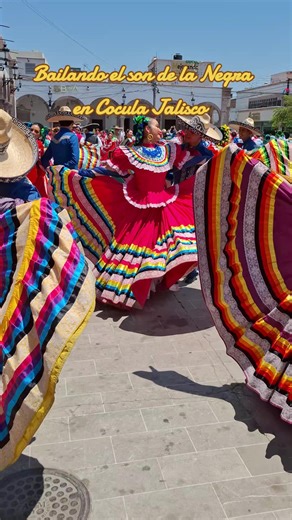 Videos de BF Ollin Ahualulco (@ollinahualulcodemercado) con “sonido original - BF Ollin Ahualulco”