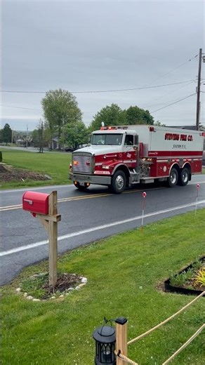 Stevens Fire Company Tanker 73 enroute to a Barn Fire