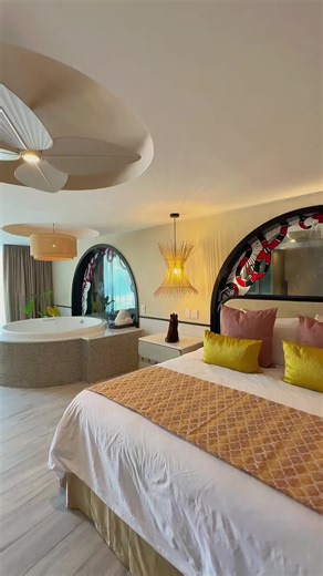 Videos de Almar Resort Luxury LGBT (@almar_resort) con “sonido original - Almar Resort Luxury LGBT”