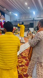 Babaji hame bhi manch par bula liye aur naach nachaa diye Jay Bageshwar dham Saubhagya hamara 🚩💞❤️🧿 | Faiz Khan