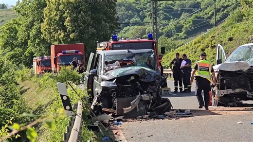 Unfall bei Trier: Ein Mensch stirbt, zwei Schwerverletzte
