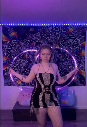 some hoop love 💗 @moodhoops #fyp #flowarts #rave #ledlights #hulahoop