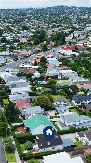 Confident Character - Solid Simplicity  20 Highland Road, Mount...