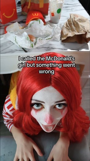 Margarita Averina | Aldorachan ❤️ on Instagram: "Oh no 🫣 #cosplayer #cosplay #cosplaygirl #aldorachan #mcdonalds #clown #clowngirl #clowncosplay #meme"