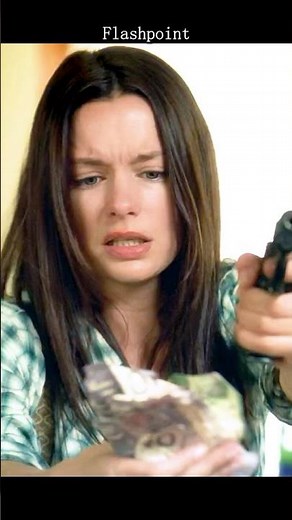 #film #movie Woman with a Gun ROBS a Gas Station! 😱🔫 | Shocking Opening Scene | Flashpoint (2008)