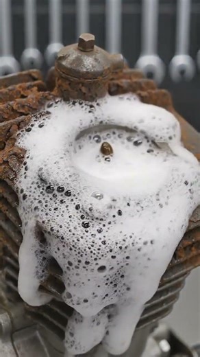 old bike engine junk rust remove spray cleaning