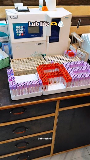 Lab tech 01 on Instagram: "Lab tech 01 Daily video challenge #instagramreels #labtechnician #instadaily #reelkrofeelkro❤️reelitfeelit #instamood"