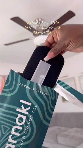 2.1M views · 70K reactions | It was a “bonnet/compression socks/in my robe all day” kinda day… but I still got some good cleaning in! 什﫧✨ #clean #cleanhome #organizedhome #momsofinstagram #blackmomsofinstagram #sahm #cleaningtips #cleaninghacks #cleaning #cleaningmotivation | Operation Niki Official | Facebook