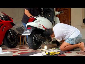Akrapovič DIY Installation on Vespa Sprint S 150 4K