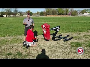 Football Teaching Hand Placement for Defensive Lineman--Coach Wes Bell