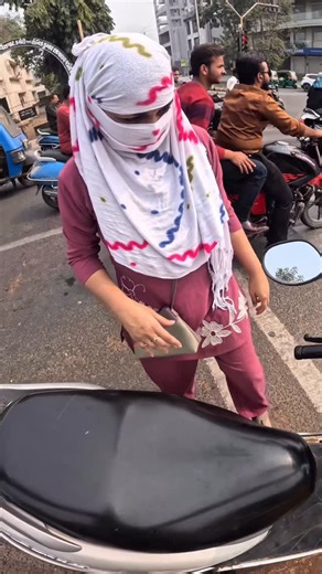 helpervlogs01  on Instagram: "✅ #help #happiness #helper #viralvideo #helpervlogs01"