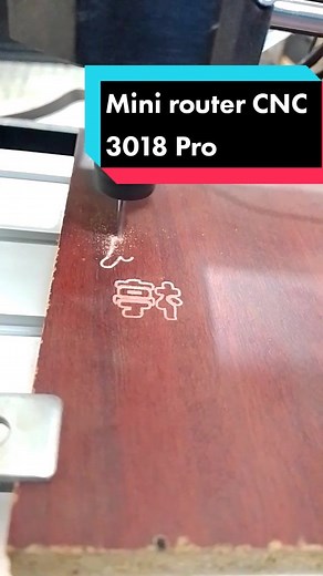 Configurando el mini router CNC 3018 Pro #cortelaser #cortelaserguatemala #corteygrabadolaser #corteygrabadolaserguatemala #cnc