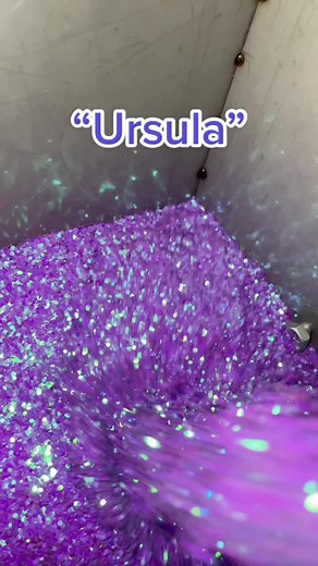 Cute graphic t-shirts and more on TikTok