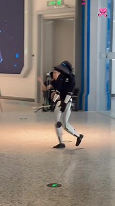 Teacher 😂 can it teach better? ❤️💕💖💖🔥💜💝💝😂 #Robots #robotdog #virals #robotics | Reviews