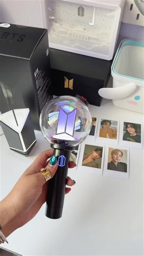Decorating My New BTS Lightstick!