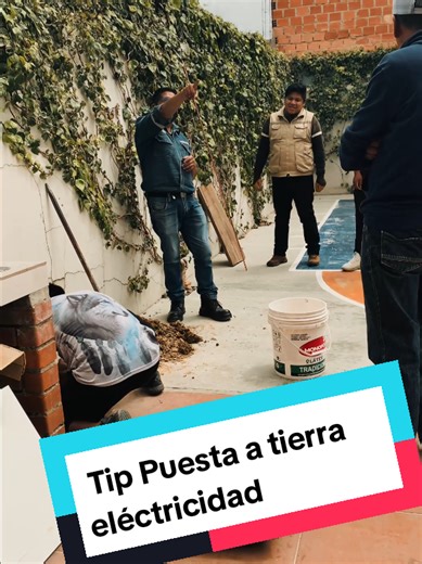 Instalaciones electricas domiciliarias ⚡🏠 ¿Sabes qué es la puesta a tierra y por qué es tan importante? En el video te mostramos cómo funciona este sistema clave para proteger tu instalación eléctrica y evitar riesgos 🔌⚡ 🔥 Todo esto lo aprenderás en el Curso de Instalaciones Eléctricas Domésticas en ARTEC Aprende de manera práctica y paso a paso haciendo las conexiones reales. 📌 Curso abierto en nuestras dos sucursales: 🔹 16 de Julio – Calle Nisthaus esquina Arturo Valle 🔹 Huayna Potosí – 