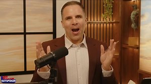 Prince Harry is secret adviser to Brooklyn Beckham in war with David and Victoria Beckham #meghanmarkle #princeharry #royalfamily | Control Room