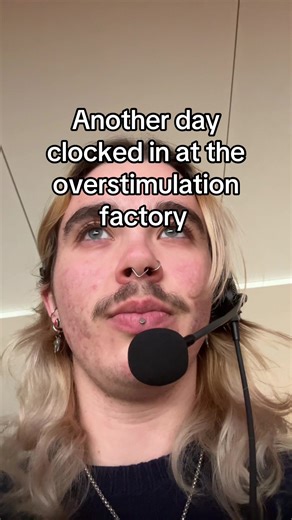 I’m doing important work I think. Idk I can’t hear anymore. #tv #hockey #overstimulated #nhl #sports