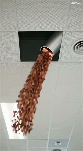 Currency exchange machine / 両替機