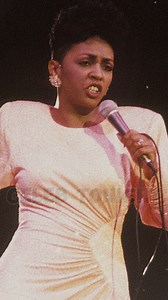 Explore Anita Baker's Fascinating Lifestyle and Incredible Net Worth! #AnitaBaker #shorts #celebrities #celebrity #celebritynews | Celeb Tonight