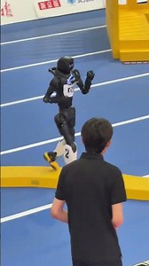 How Do Chinese Humanoid Robots Perform in an Obstacle Race? 🤖