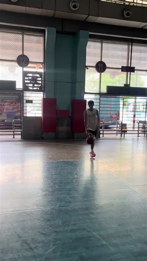 Shaquille O'Neal Dunk Destroys Backboard | Zero Basketball Video