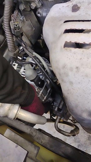 Cambio de alternador Mitsubishi galant ES año 2007 motor 2.4l