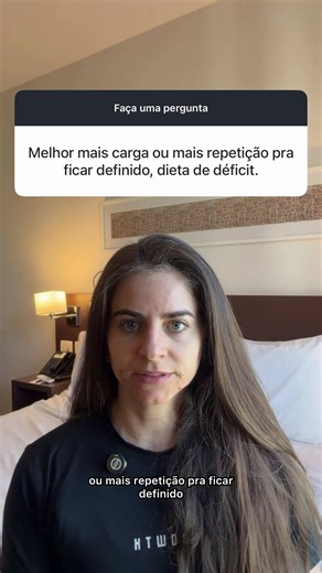 Mais carga ou mais repetições para definição em déficit?