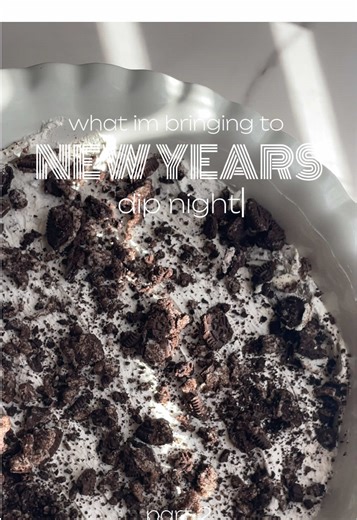 Dip night part 2 🤭 my oreo dip had to make an appearance! Such an easy and tasty recipe to throw together last minute!! 8 oz cream cheese 1 c powdered sugar 1 t vanilla 1 container cool whip 18 oreos crushed @OREO #dipnight #recipe #oreo #baker #easyrecipe