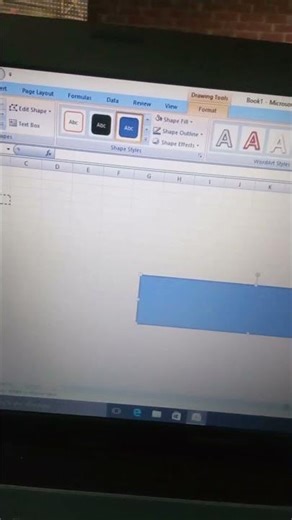 excel me text pe shape kaise insert kare next option ke liye comment kare #youtubeshorts