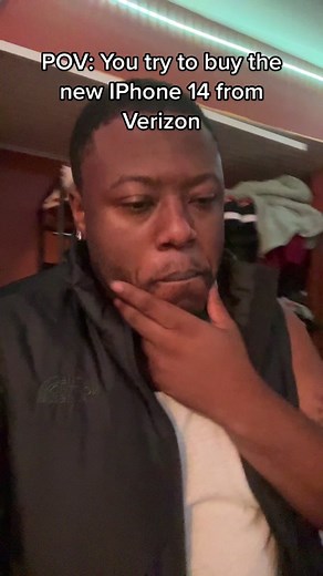 Buying the New iPhone 14 from Verizon - Comedy Sketch