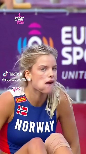 CRAZY Moments In Women's Pole Vault